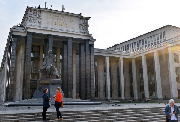 В библиотеки Москвы поступили 11 тысяч новых книг