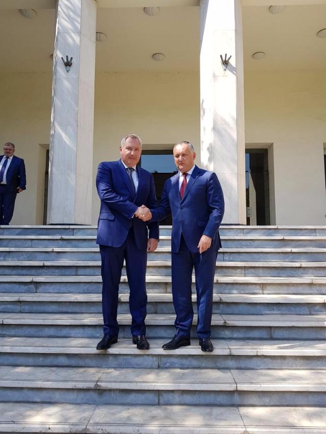Попытка номер два. Рогозин в Иране встретился с президентом Молдавии