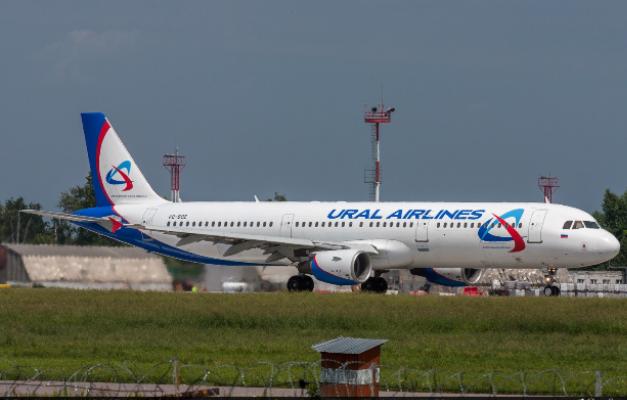 Airbus «Уральских авиалиний» экстренно сел в Баку из-за угрозы взрыва