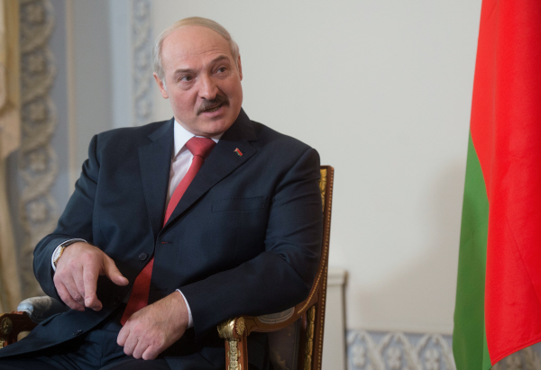 Лукашенко прорубил экономическое окно в Таджикистан 