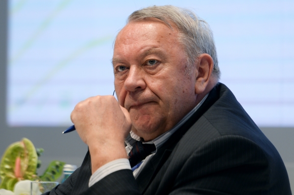 Академик Фортов: Отставка Ливанова пойдет на пользу науке
