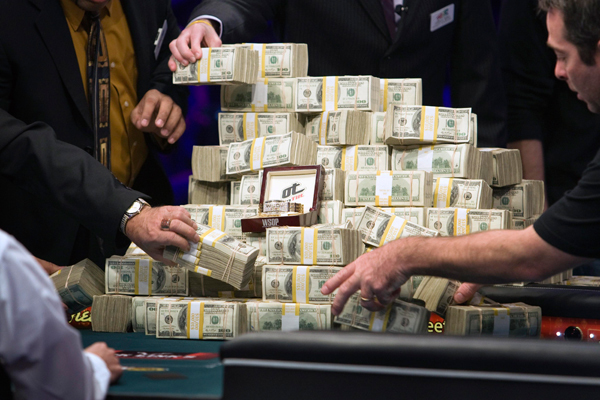МВД наградит граждан за помощь в расследовании