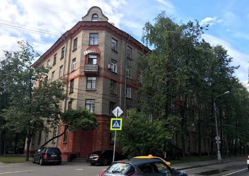 На аукцион в Москве выставлены три помещения в жилых домах