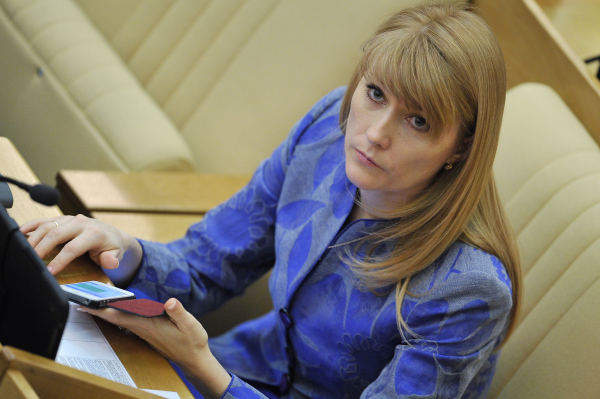 Журова отказалась комментировать рейтинг полезности депутатов