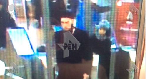 Подозреваемый в организации взрыва в Петербурге попал на камеры наблюдения
