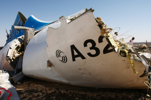 Почему Запад торопится "повесить" крушение A321 на исламистов?