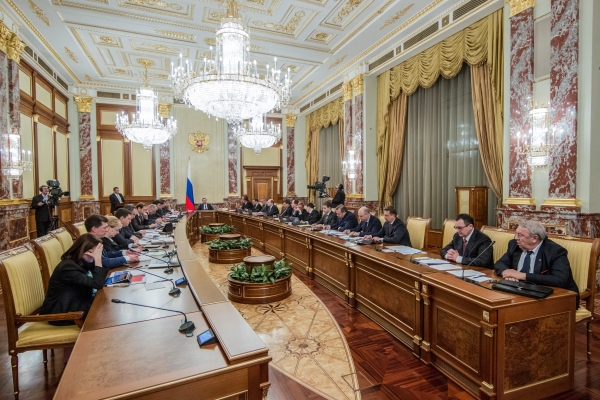 В России не собираются вводить общественный контроль за правительством