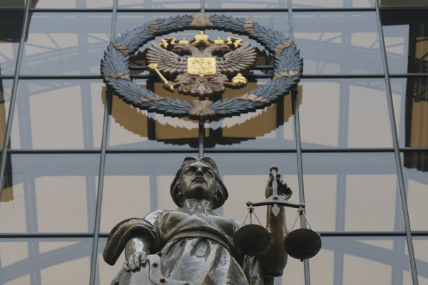 Верховный суд попросит суды быть мягче по делам за репосты