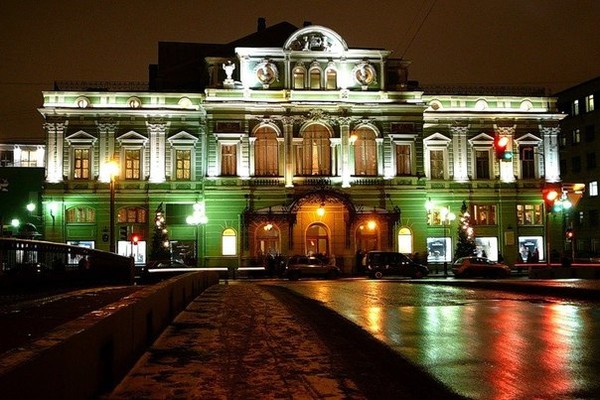 МДТ Петербурга обворовали на десятки миллионов рублей