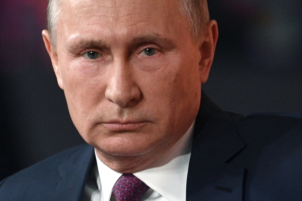 Путина сегодня выдвинут в президенты