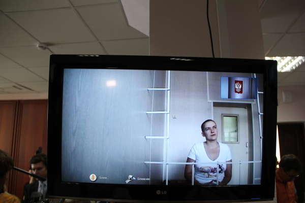 Адвокат: Надежда Савченко хочет сидеть не в тюрьме, а в Верховной Раде
