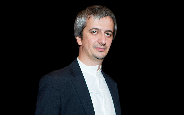 Константин Богомолов