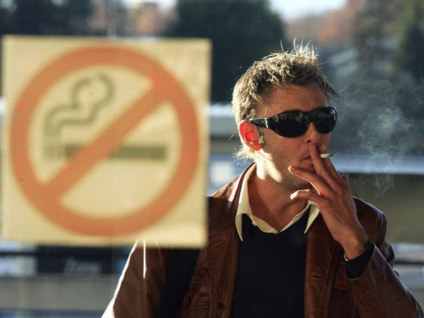 Минздрав: Курить бросил 21% россиян