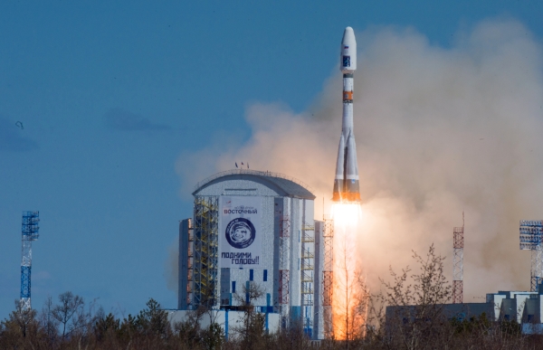 Космонавты назвали пустыми обещания Рогозина о третьем старте на «Восточном»