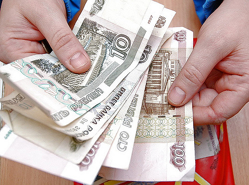 ВШЭ - Минтруду: Рост доходов начнется после 2018 года