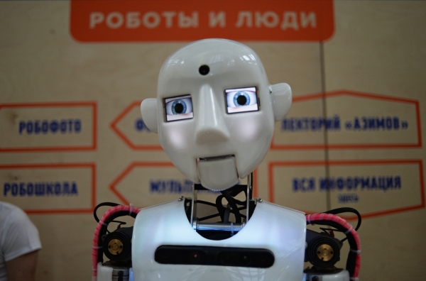 Несколько компаний ввели вакансию надсмотрщик за роботами