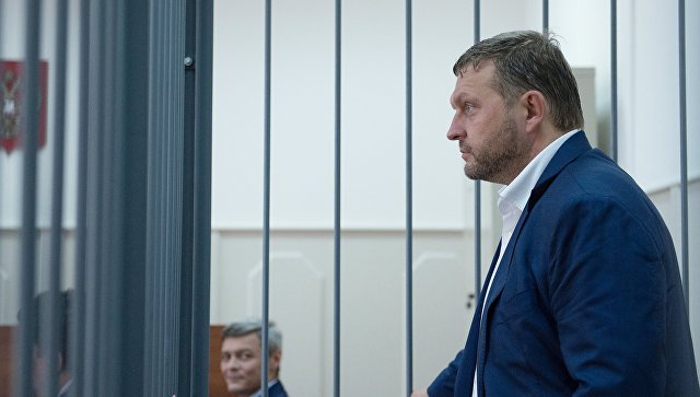 Политолог: Белых заявляет по максимуму, чтобы получить по минимуму