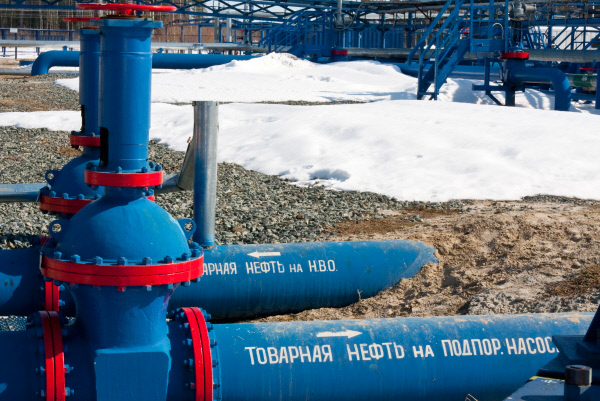 Эксперт: Россия продаст предназначенную Белоруссии нефть другим странам