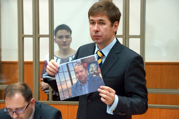 Что не поделили адвокаты Савченко: Деньги, славу или доступ к телу?