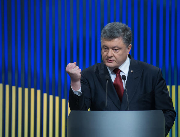 Порошенко призвал G7 не признавать выборы в Крыму