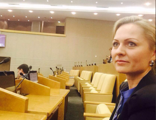 «Рекордсмен по прогулам» в Госдуме рассказала, как избежать штрафов