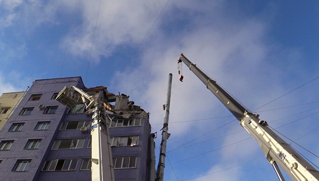 Разрушенную взрывом многоэтажку Рязани приказано восстановить за месяц