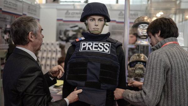 Журналистов в горячих точках будут защищать "Гусары"