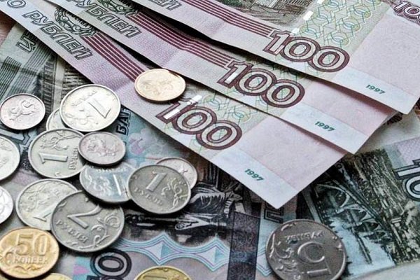 МРОТ сравняют с прожиточным минимуму раньше срока