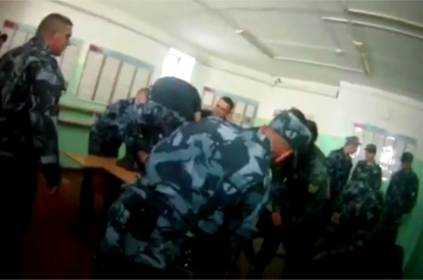 С душком. ФСИН рассказала о «новом» видео пыток в колонии Ярославля
