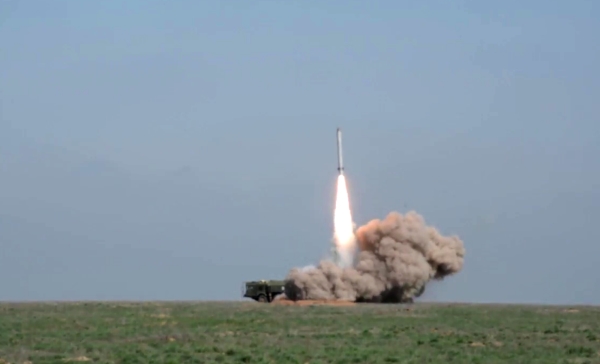 Военные эксперты - НАТО: Ни хрена у нас нет, кроме ядерной бомбы!