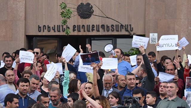 Политолог: Недовольство в Ереване никуда не исчезло