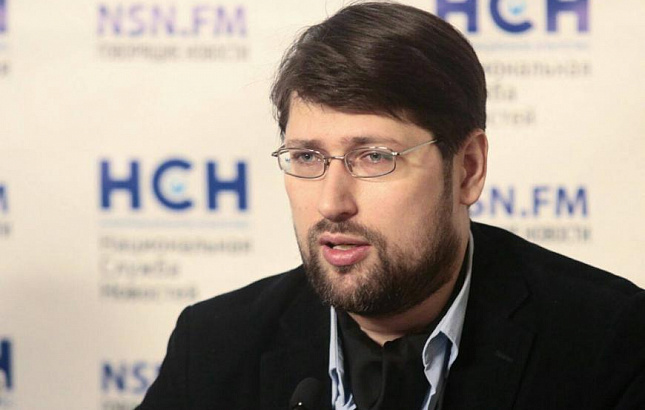 Колташов: Мэй хочет выйти из ЕС так, чтобы в нем остаться