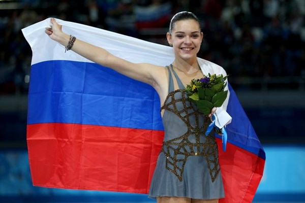 Фигуриста Медведева продолжит выступать за Россию