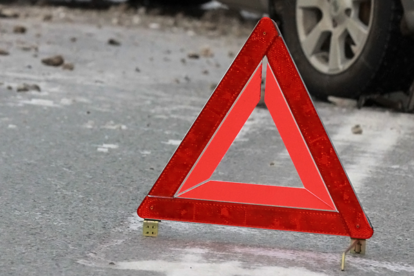 Автобус протаранил мост в Барнауле
