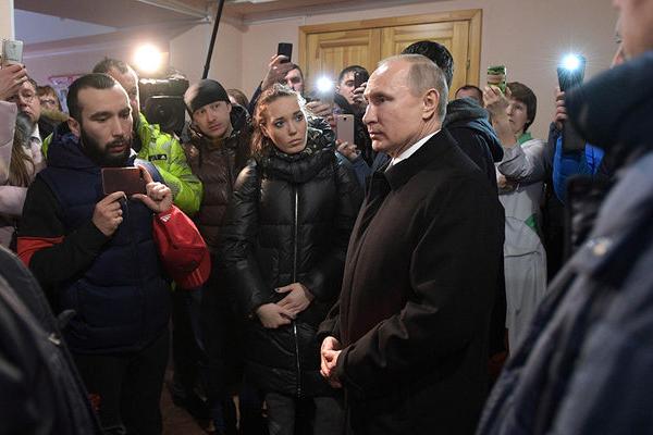 Путин прокомментировал требование об отставке Тулеева