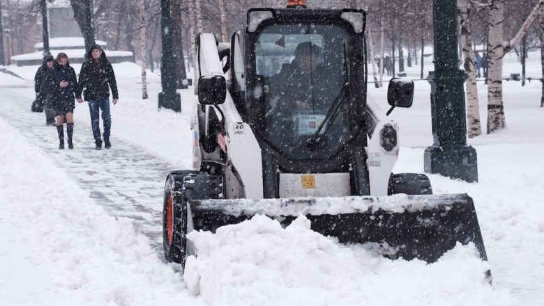 Синоптики: Снег в Москве растает не раньше середины апреля