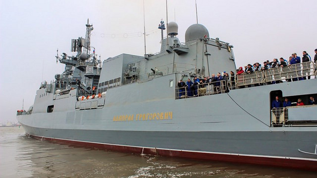 Адмирал: Фрегат «Адмирал Григорович» везёт на базу в Сирии фрукты