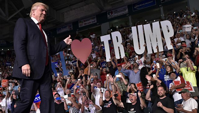 Эксперт: Менять Трампа поздно, да и не на кого