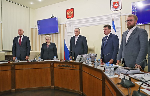 Число вице-премьеров Крыма сократят
