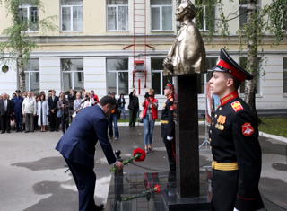 В Твери открыт памятник Суворову