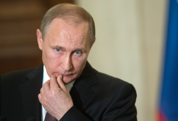 Сомнолог призвал Путина больше спать