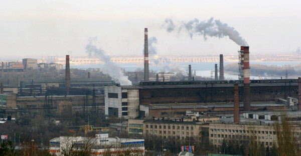 Природные пожары заставляют эвакуировать жителей Волгограда