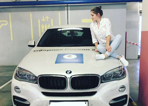 Полученный за олимпийское золото BMW Мустафиной посчитали неинтересным коллекционерам