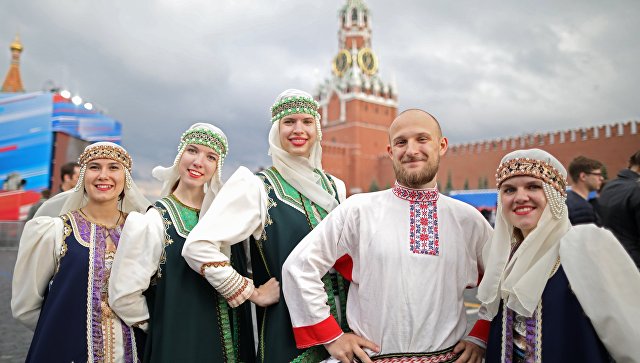 День России в Москве завершился концертом на Красной площади