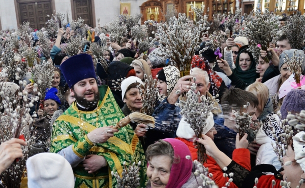 Вербное воскресение отмечают православные христиане