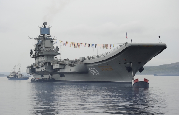 Опубликовано видео "Адмирала Кузнецова" в Средиземном море