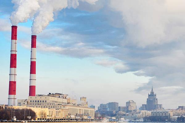 Москвичей призвали остаться дома из-за загрязнения воздуха