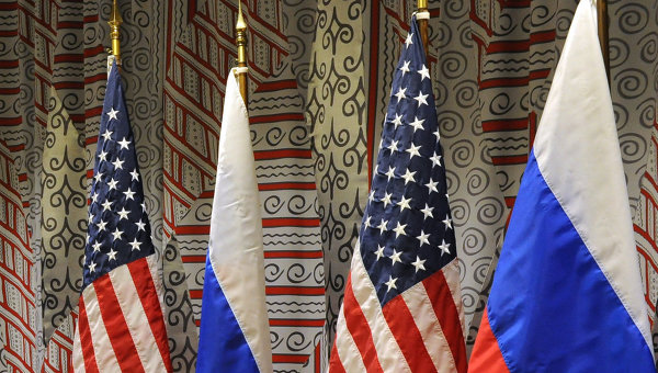 Большинство американцев боятся России. Россияне этим довольны