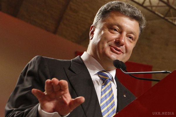 Суд обязал СБУ возбудить уголовное дело против Петра Порошенко