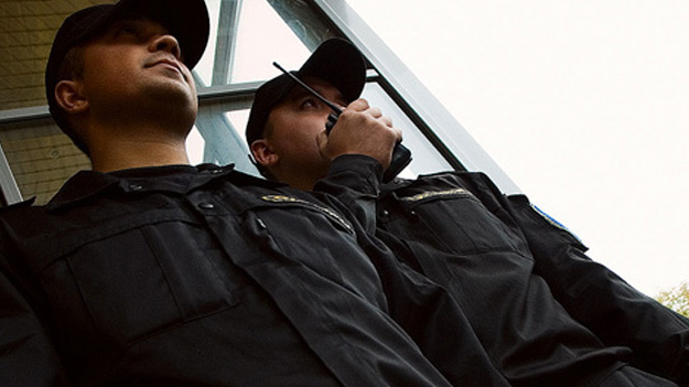Эксперт: С оружием в руках ЧОПы станут полноценными